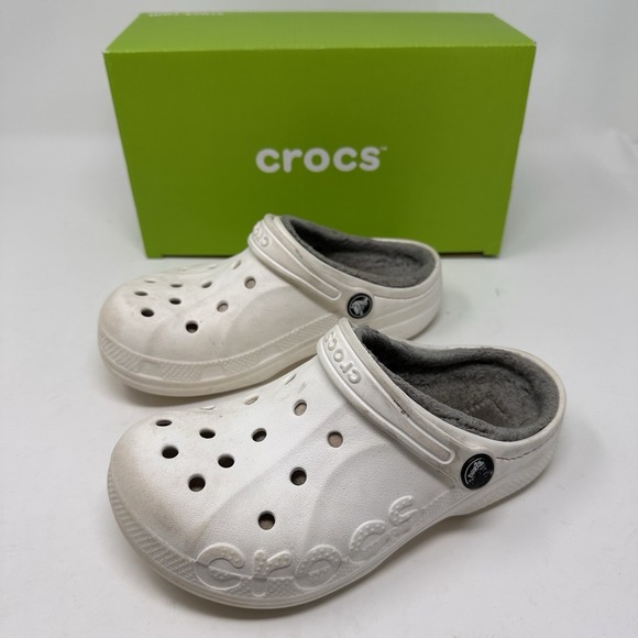 CROCS Other - Crocs Kids Classic Clogs White Slip On Sandals Size J1